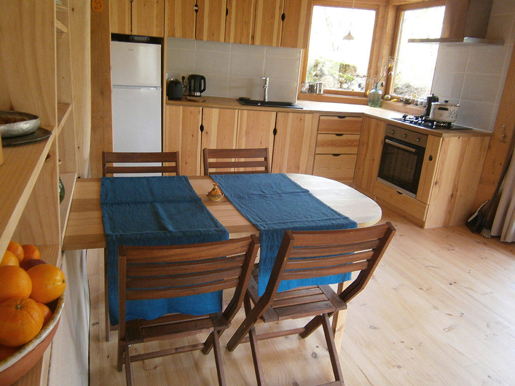 Cocina comedor del Roblón